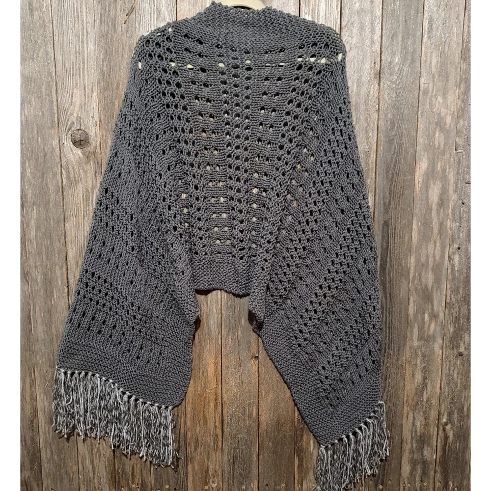 NEW Gray Shawl Scarf Wrap Boho Fringe Hand Knit Fringe Coastal Indie Artsy Moody